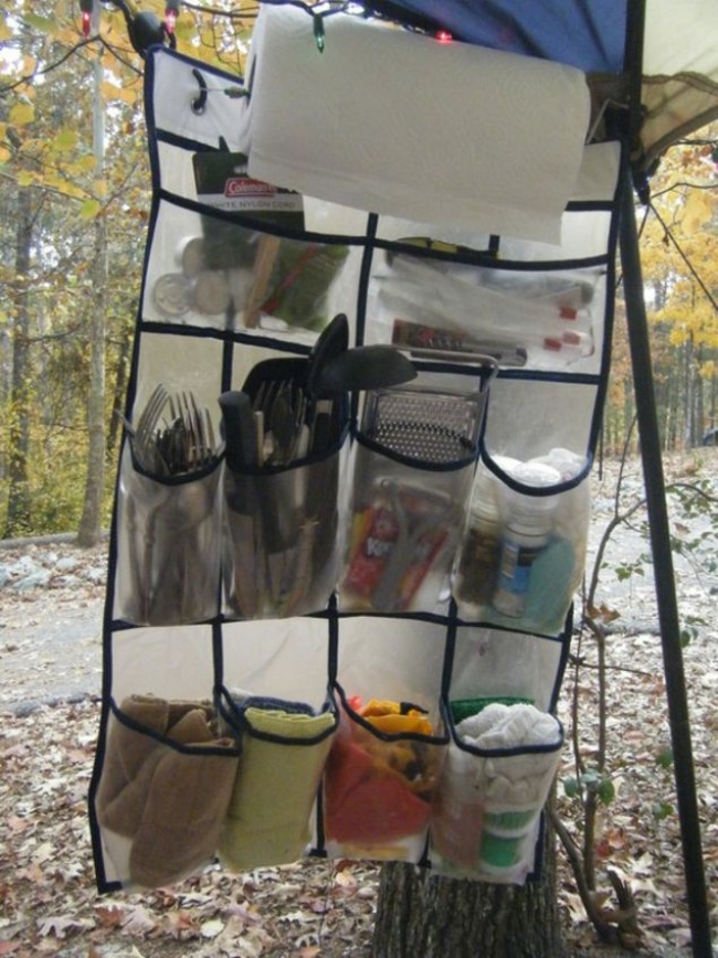 Illustration de l'article : 14 tips you should know to be a star at camping (and they’re pretty genius too!)