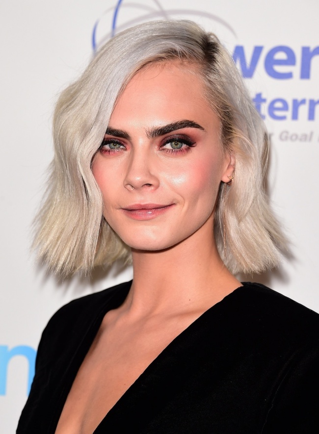 Illustration de l'article : 12 photos of top models without make-up