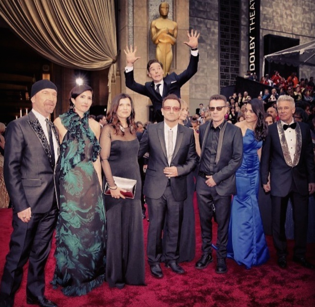 Illustration de l'article : 15 hilarious celebrity photobombs that were a true success