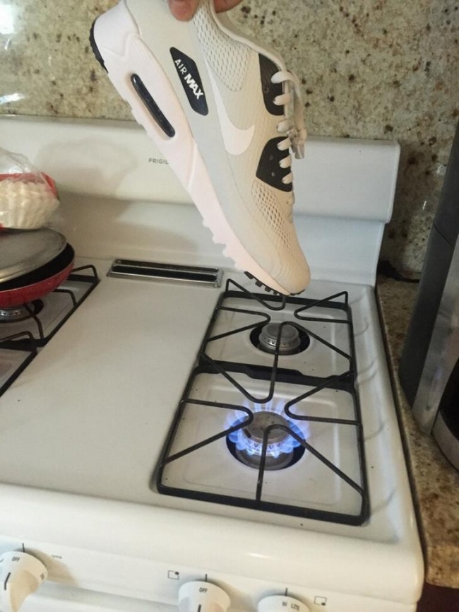 Illustration de l'article : 24 priceless photos of sibling rivalry at work