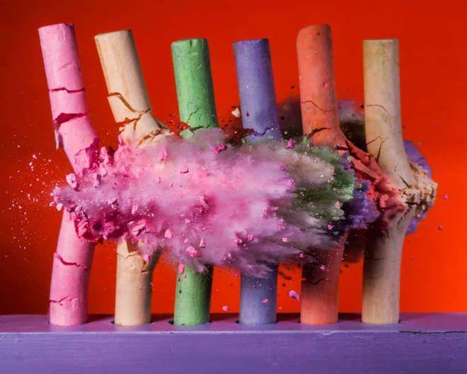 Illustration de l'article : 12 pictures of everyday objects that were taken during a bullet impact!