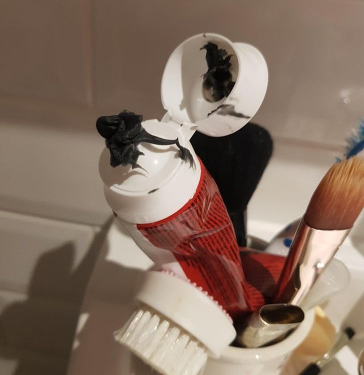 Illustration de l'article : 18 situations that would test anyone's patience