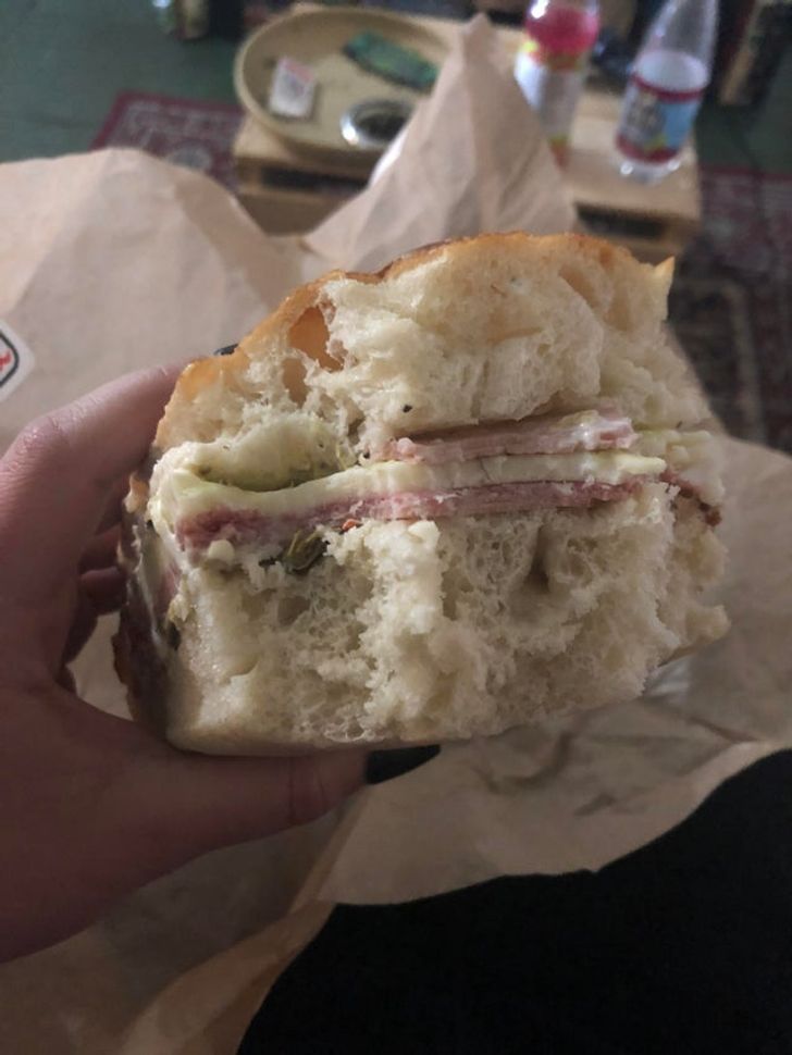 Illustration de l'article : 20 people who snapped and shared their bad day