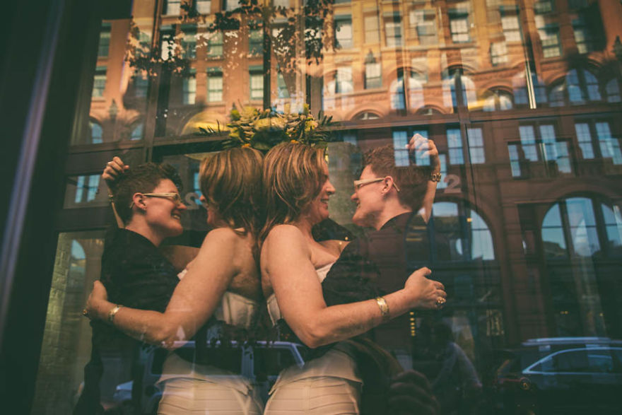Illustration de l'article : Love has no boundaries, and these 120 gay wedding photos just make you want to love each other!