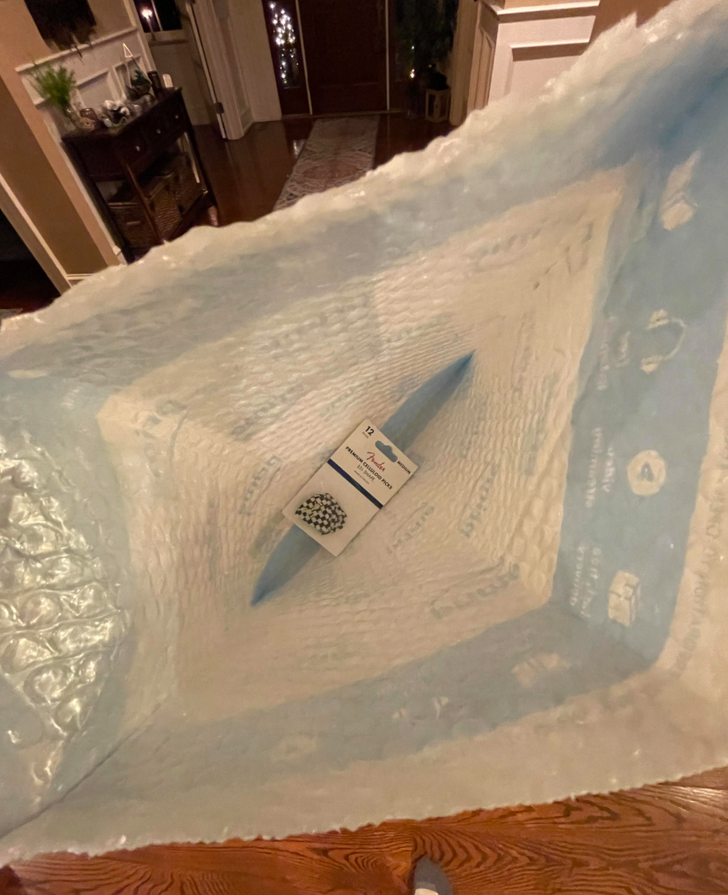 Illustration de l'article : 18 photos of excessive and pointless packaging