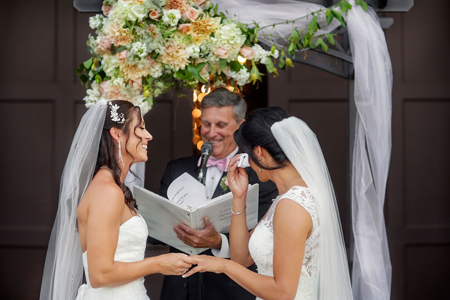 Illustration de l'article : Love has no boundaries, and these 120 gay wedding photos just make you want to love each other!