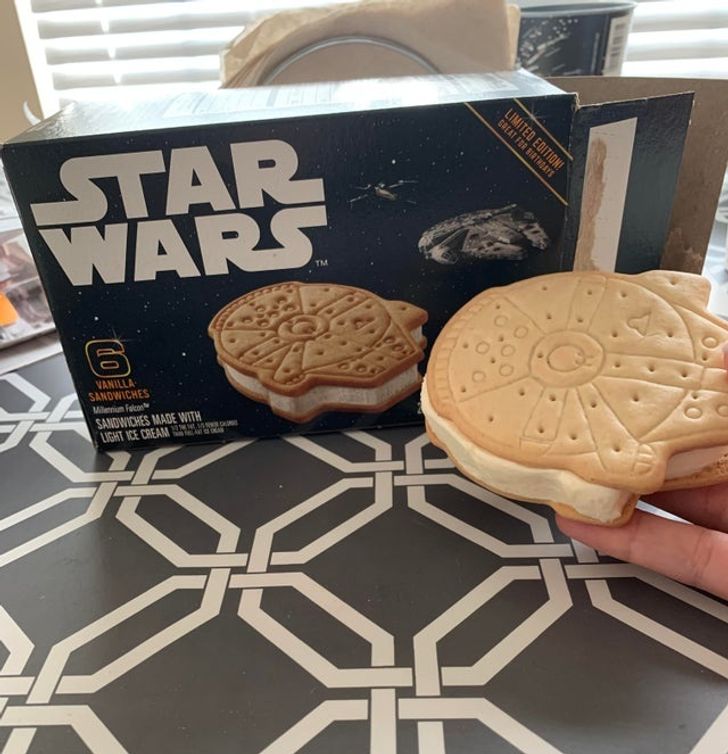 Illustration de l'article : 16 people who proudly shared a happy surprise